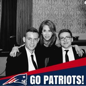 Meet your Posher, Dayna